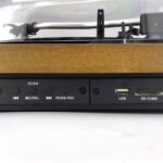 Aiwa-GBTUR-120BKMKII botones y puertos