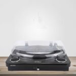 Aiwa-GBTUR-120BKMKII tocadiscos acabado frontal negro